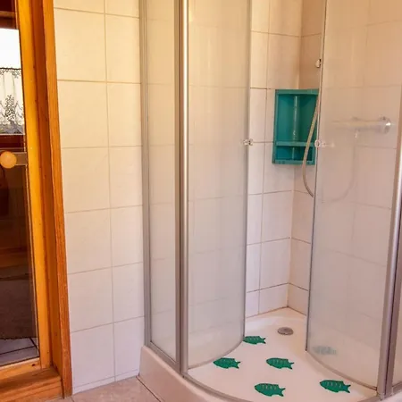 Finnhuette In Freest Mit Sauna Und Umzaeunten Grundstueck *